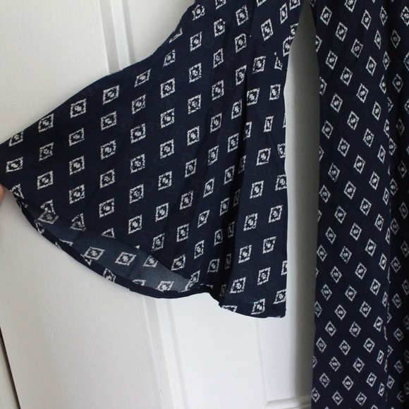 Glamour & Co Maternity Bell Sleeve Dress - Picture 3 of 6